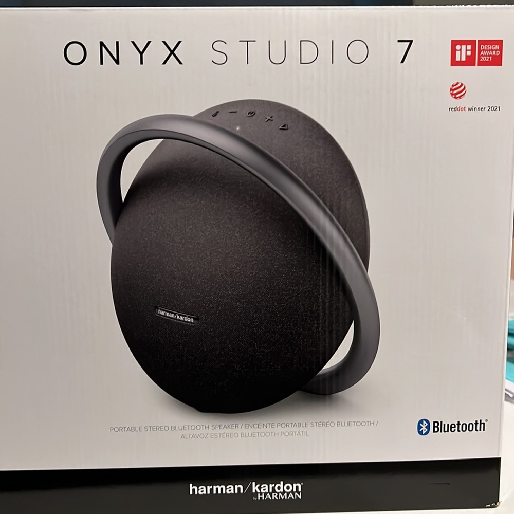 harman/kardon, ONYX STUDIO 7, Color Gray. Brand new.